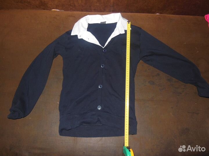 Кофта с воротником