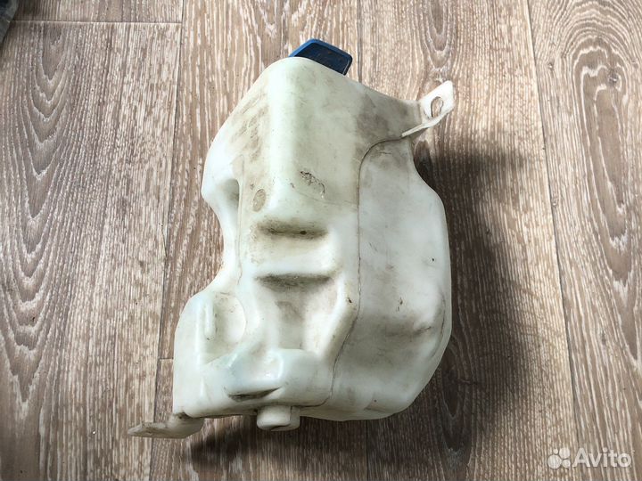 Бачок омывателя VAG 1J0955453N/P