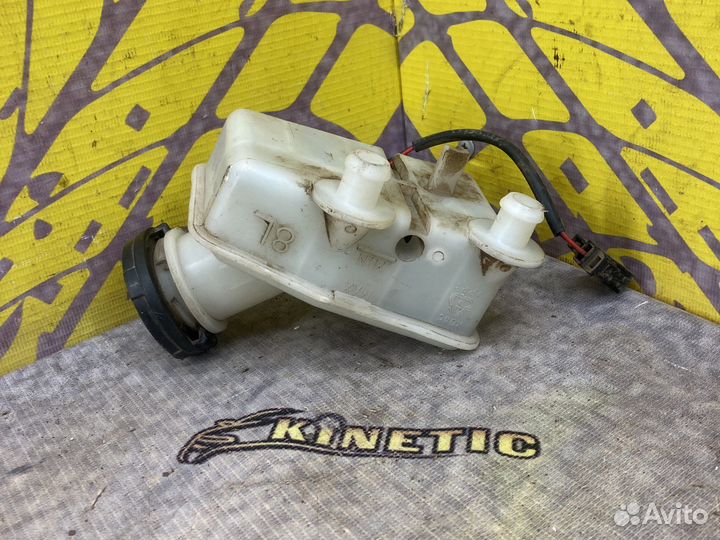 Бачок тормозного цилиндра Шевроле Спарк 0.8 АКПП