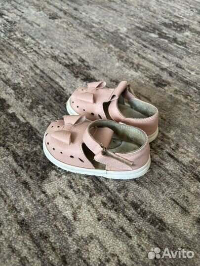 Сандалии детские