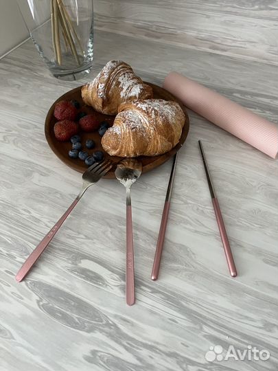 Набор столовых приборов