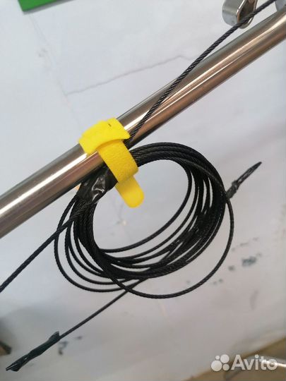 Стяжка для кабеля на липучке (Cat Strap)