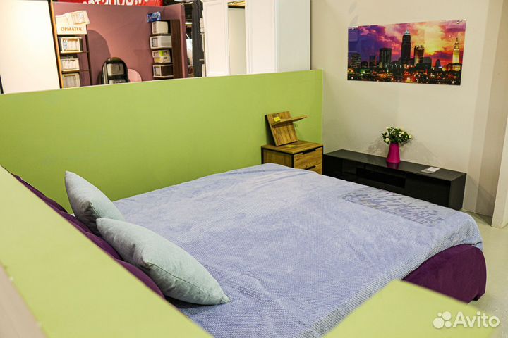 Спальный гарнитур