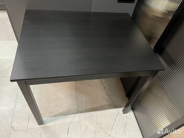 Кухонный стол