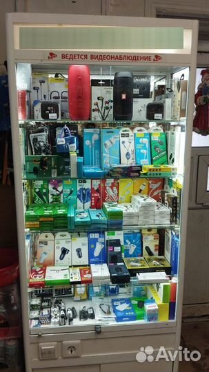 Комплект мобильных аксессуаров для витрины