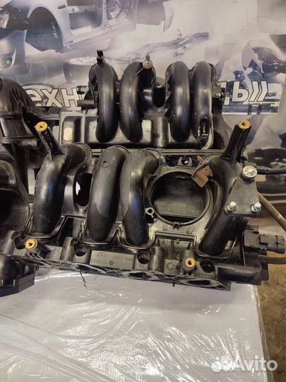 Впускной коллектор Renault Logan