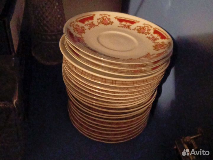 Чайные блюдца