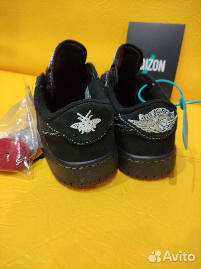 Travis Scott x Air Jordan 1