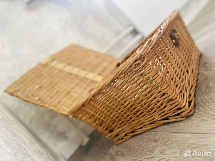 Плетенной сундук для хранения
