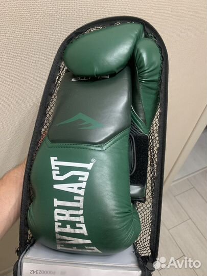 Боксерские перчатки everlast