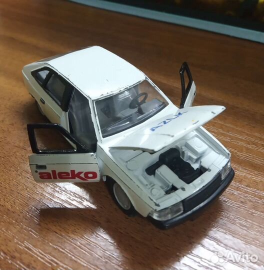 Моделька Москвич