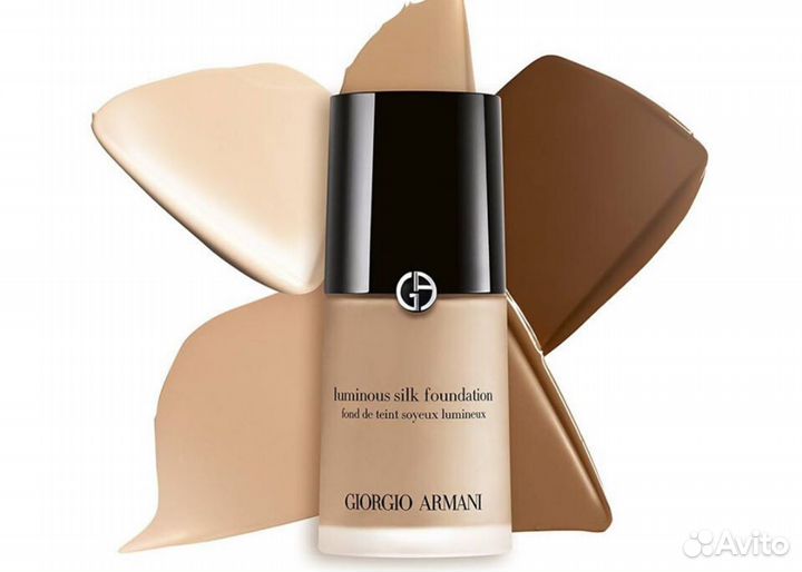 Giorgio Armani Luminous Silk Тональный крем