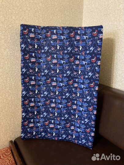 Пеленальная доска на кроватку