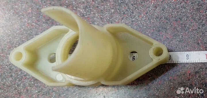 Защитный кожух направляющей мясорубки Kenwood