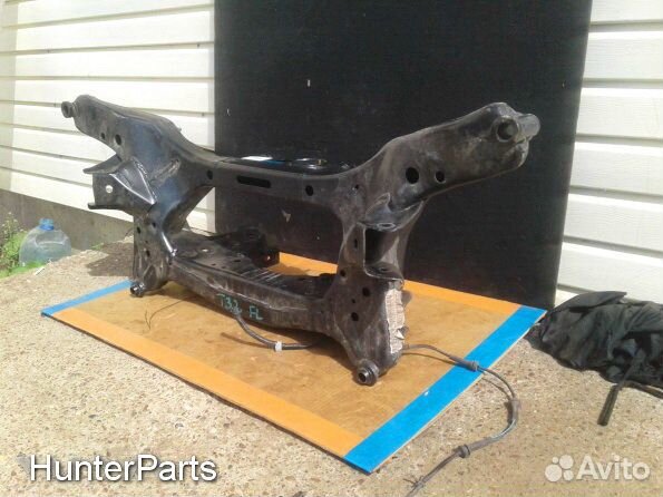 Nissan x-trail т32 передний подрамник