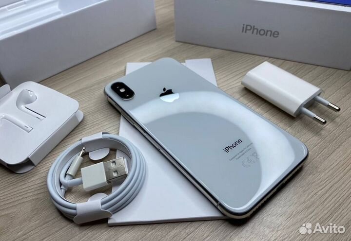 iPhone X, 64 ГБ