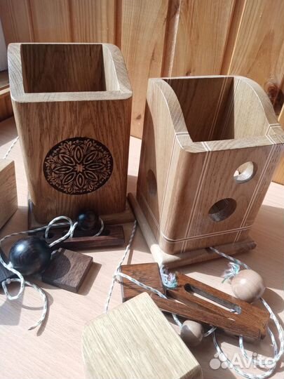 Подставка-головоломка для бутылки