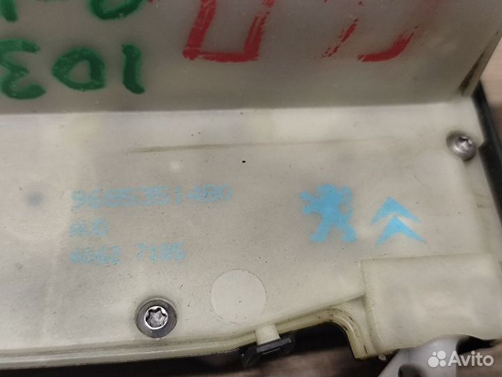 Замок двери передний правый Citroen C4 II (2010—2016)