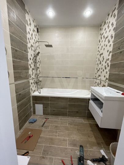 2-к. квартира, 68 м², 2/12 эт.