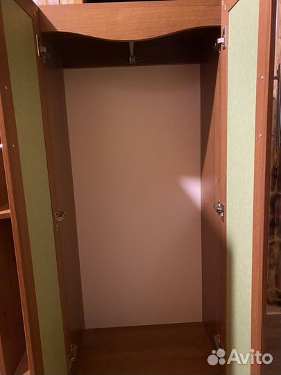 Шкаф гардероб