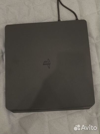 Sony playstation 4 slim