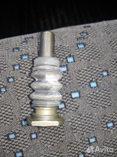 Направляющие на передний суппорт ниссан альмера