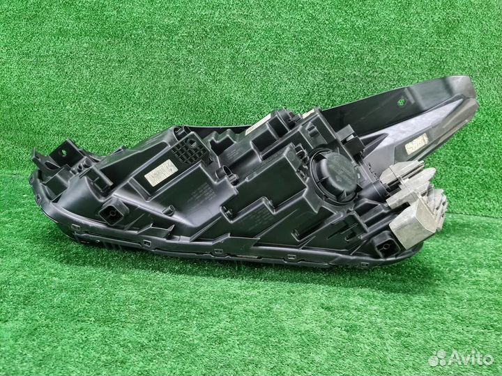 Фара правая Kia K5