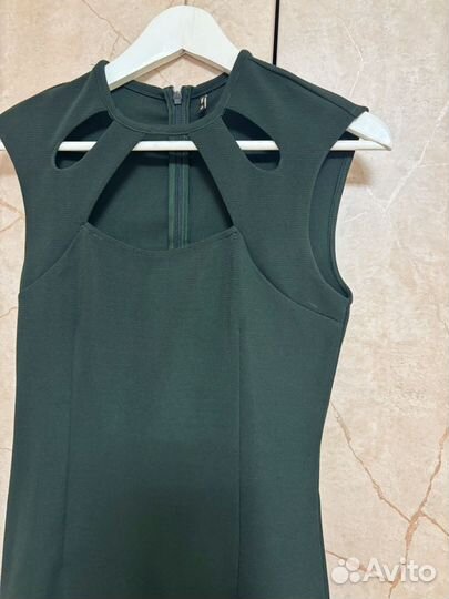 Платье вечернее зеленое S