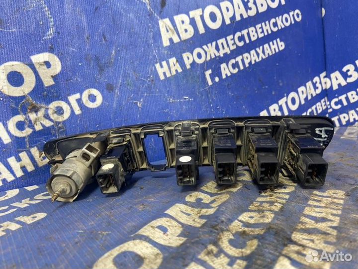 Блок кнопок. Kia Granbird АВТОБУС D6AC 2010