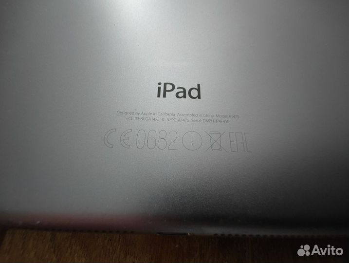 Планшет Apple iPad Air 32Gb Wi-Fi + SIM