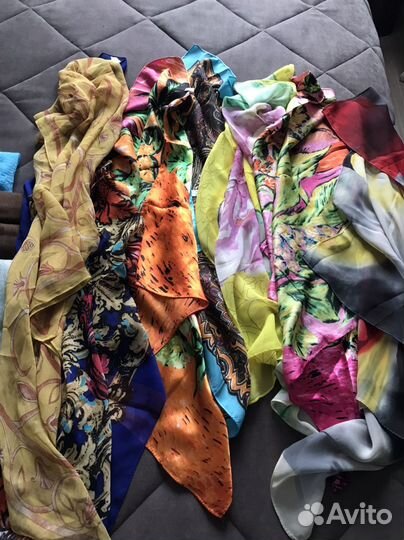 Платки шелковые, шарфы женские