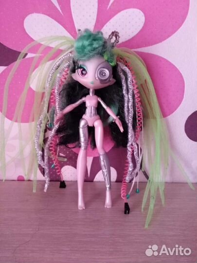 Кукла novi stars Roe Botik