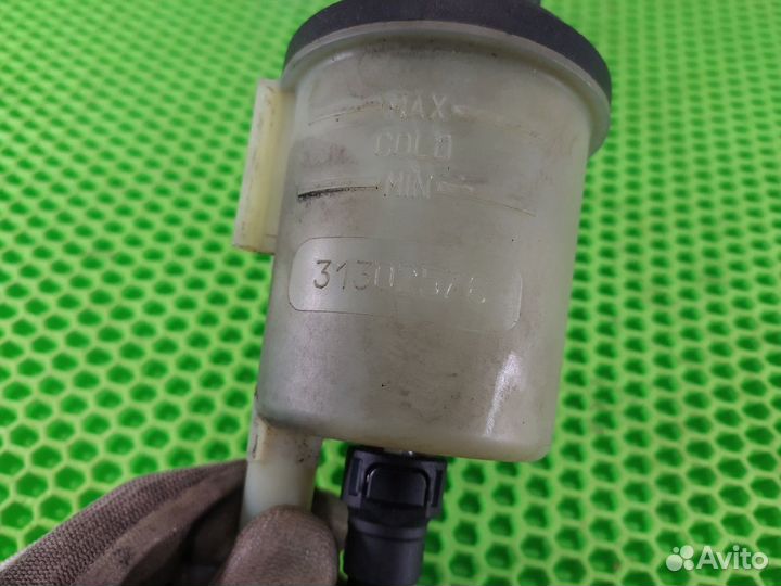 Бачок гидроусилителя