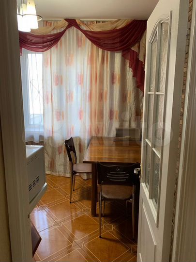 2-к. квартира, 64 м², 1/9 эт.