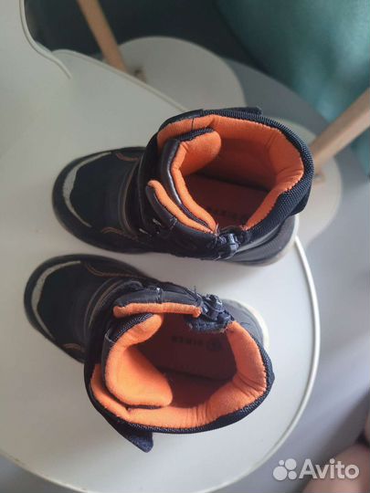 Ботинки демисезонные для мальчика 23