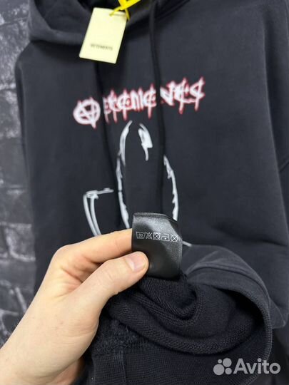 Толстовка vetements
