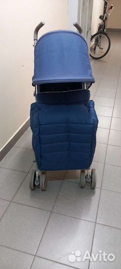 Прогулочная коляска трость