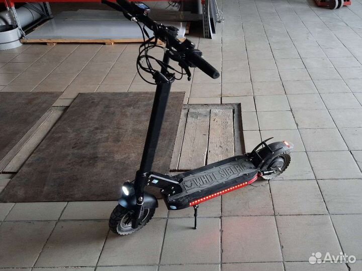 Электросамокат White Siberia Luna