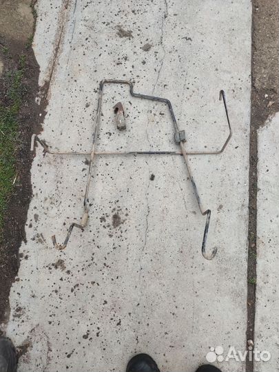 Крепление для запаски колеса. Ларгус