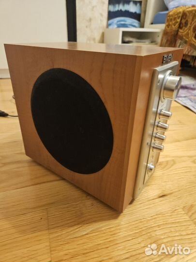 Активный сабвуфер sven