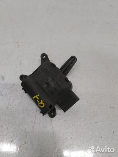 Сервопривод заслонки отопителя Audi Q7 4LB