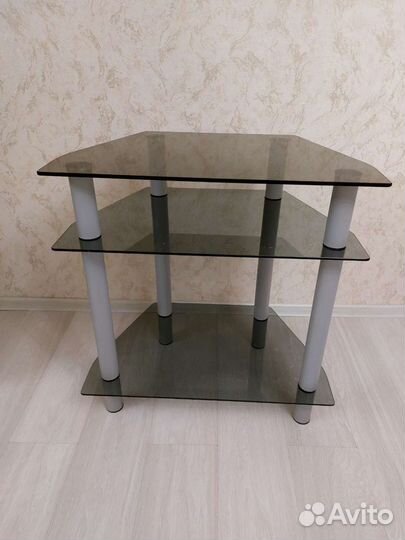 Стеклянная тумба под тв