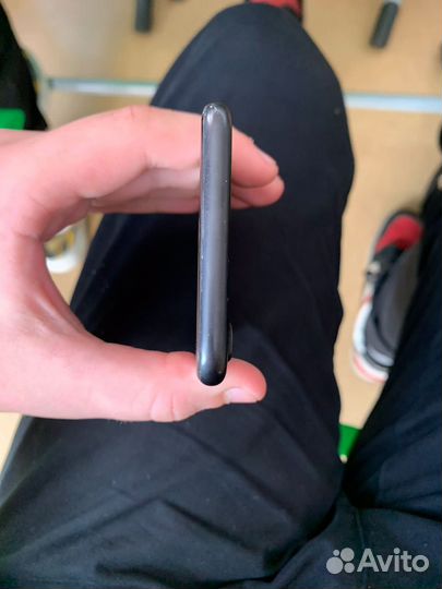 iPhone 7, 32 ГБ