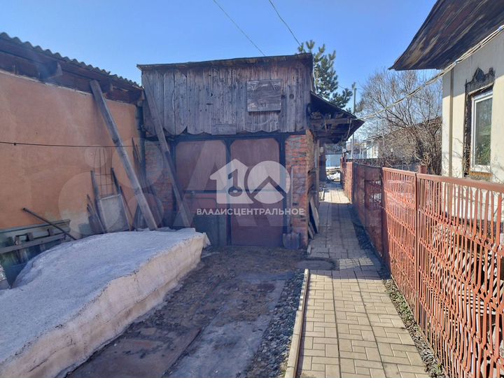 Дом 35,6 м² на участке 4,97 га