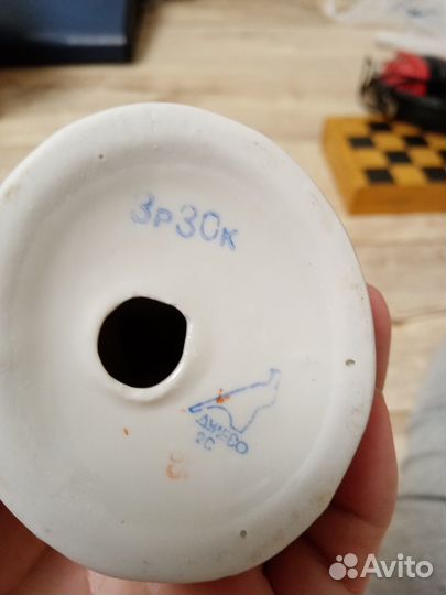 Статуэтка девушка с самоваром