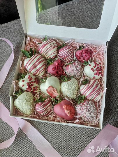 Клубничные съедобные букеты Саратов