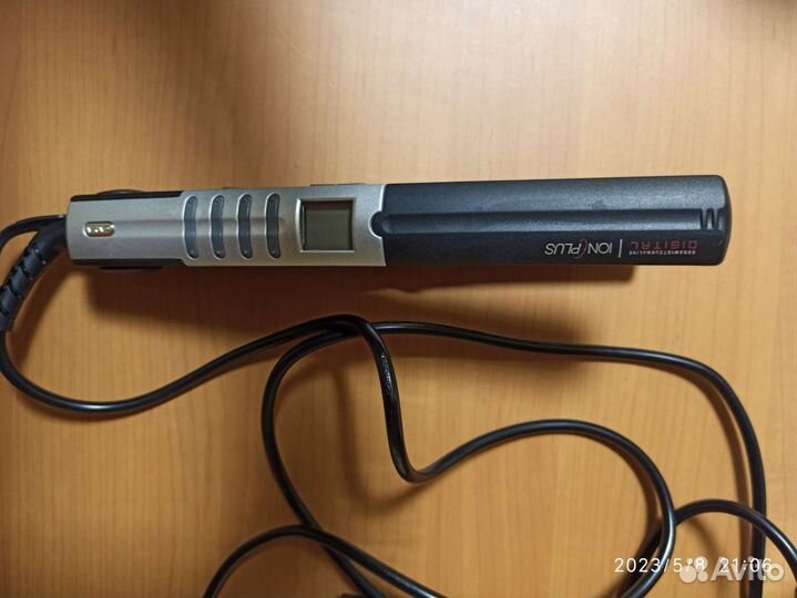 Выпрямитель для волос