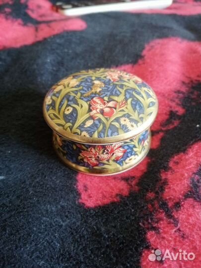 Шкатулка костяной фарфор