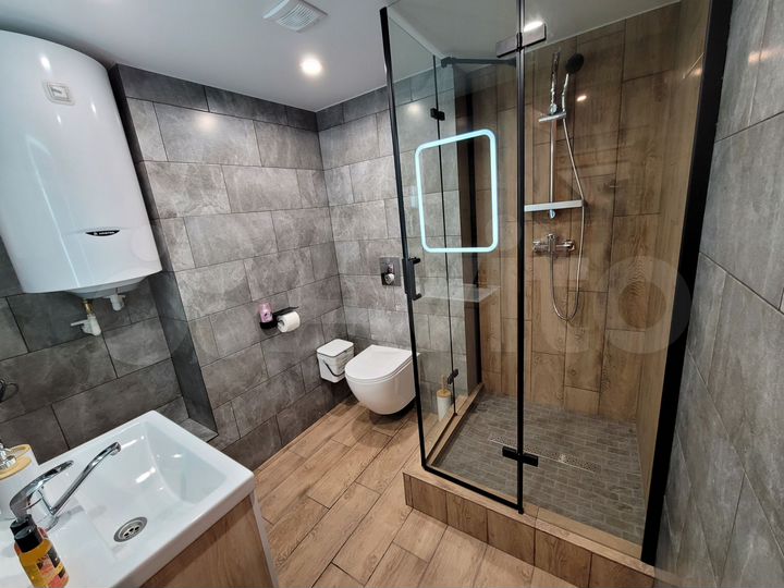 Квартира-студия, 41 м², 1/4 эт.