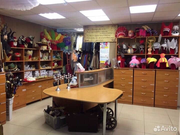 Прокат аренда костюмов и реквизита